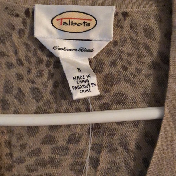 Talbots buttoned cardigan - Picture 2 of 3